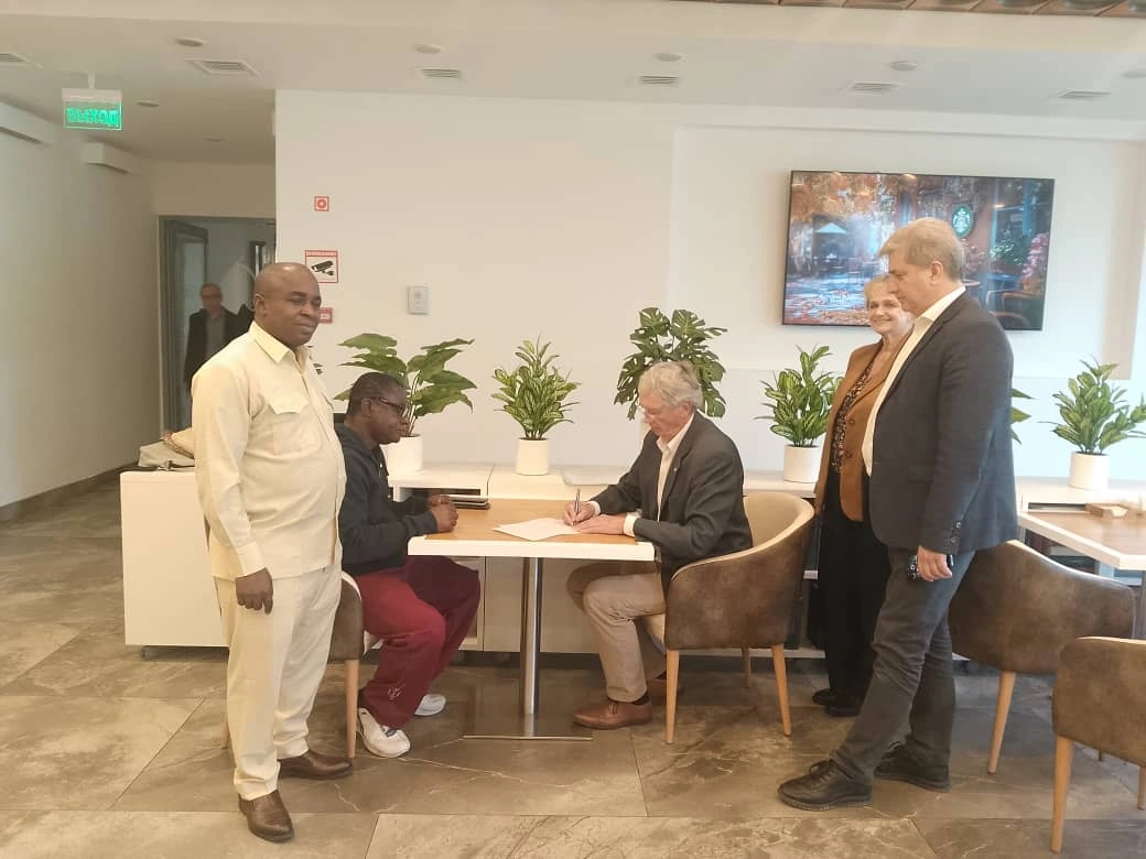 UAAE Vice Chancellor signs cooperation agreement with Russian partners, Dubna — 2025